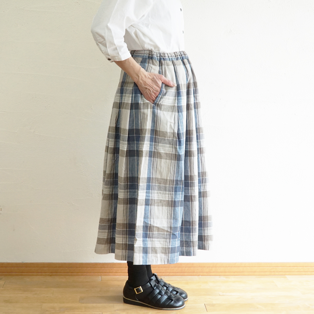 チェックスカート 