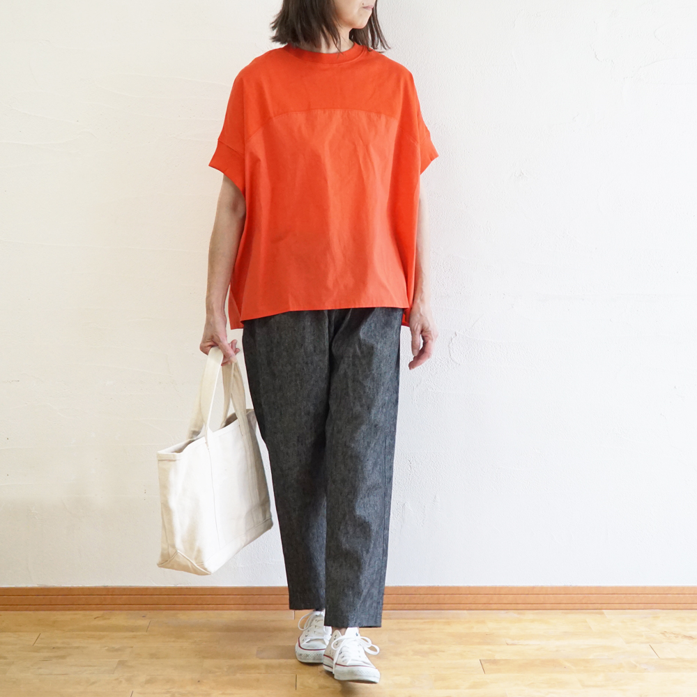 テーパードパンツ 