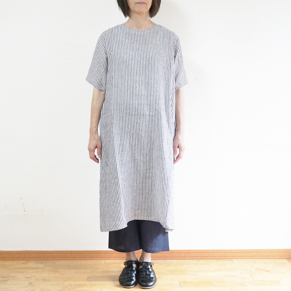 リネンワンピース 