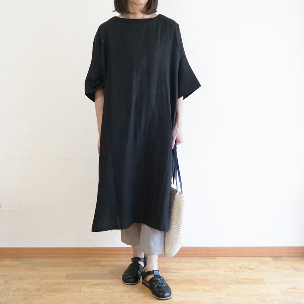 クロップドパンツ