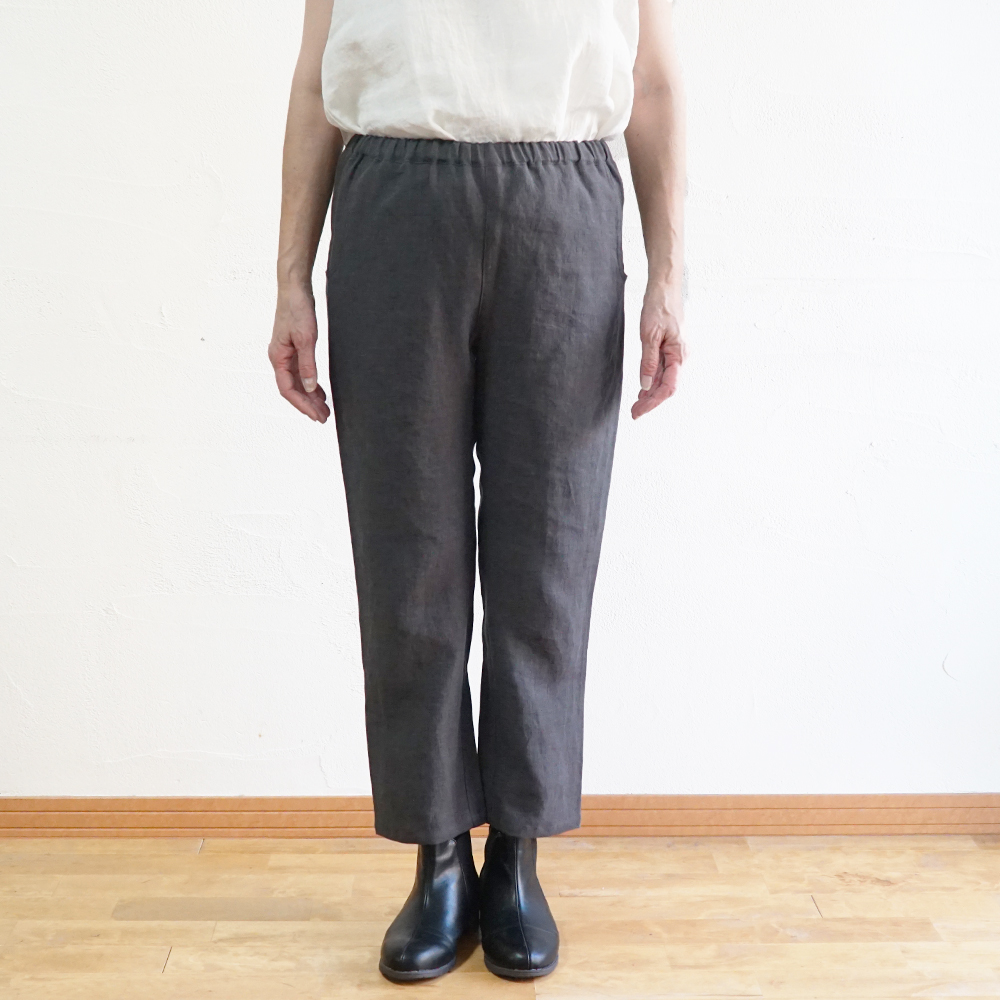 ストレートパンツ 