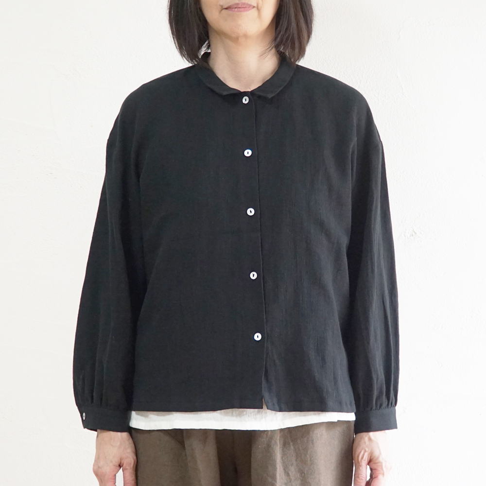 シャツブラウス