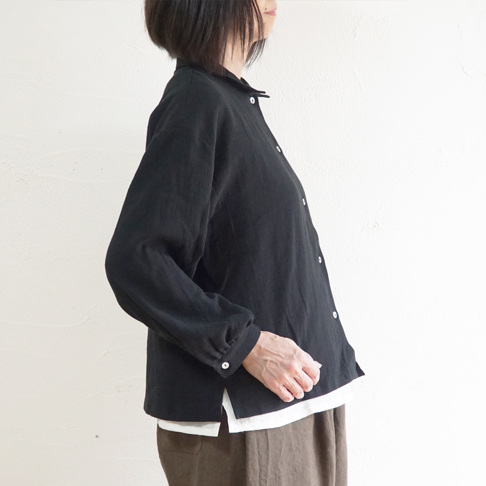 シャツブラウス