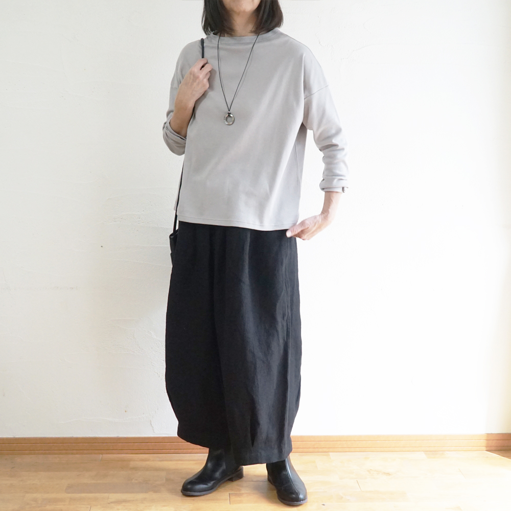 ボトルネックプルオーバー 