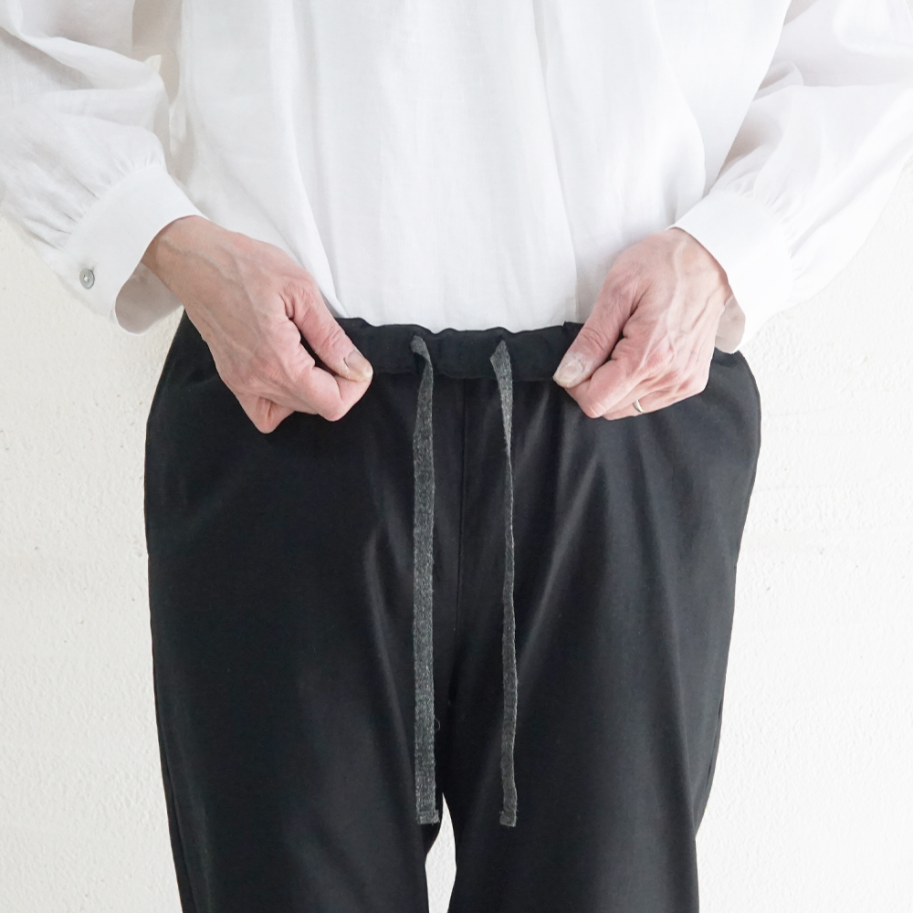 ストレートパンツ 