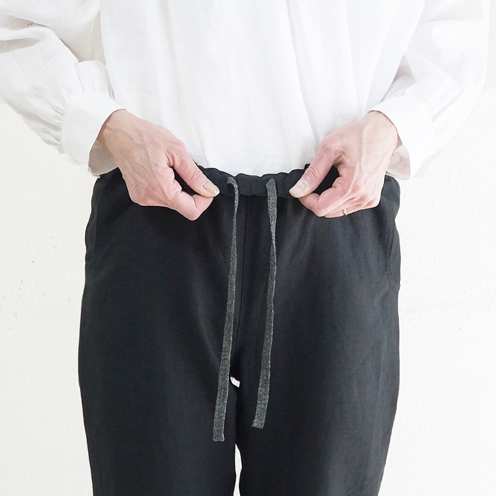 ストレートパンツ 