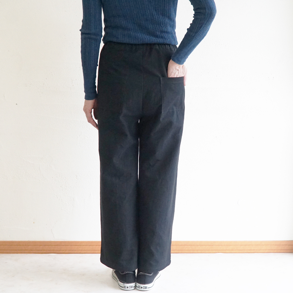 ストレートパンツ 