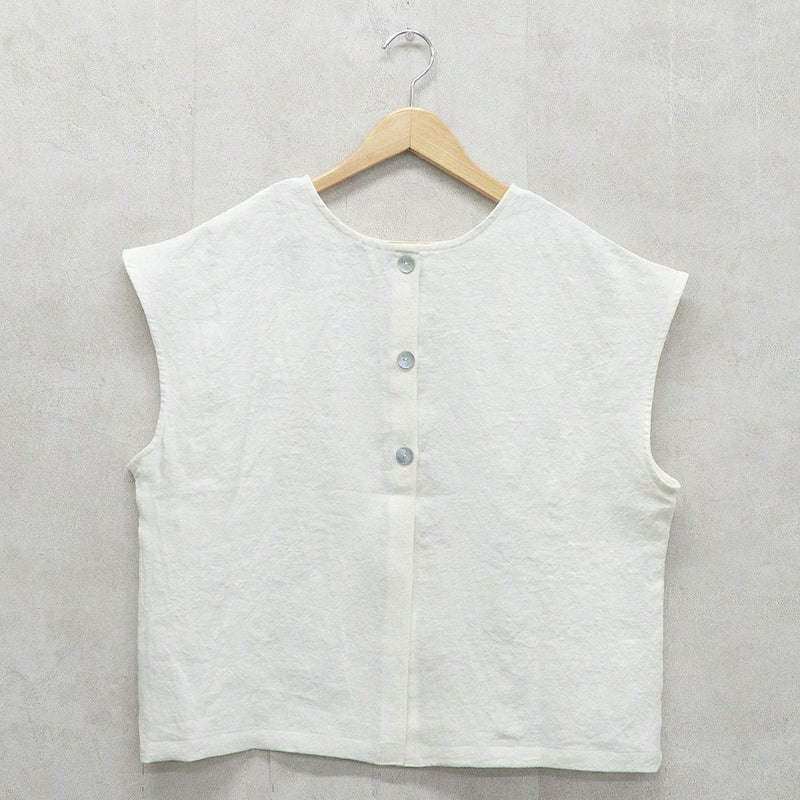 Branch m‘.,ブランチエム,ナチュラル,30代,40代,50代,60代,リネン,ゆったり,ベスト,リネンベスト,2way,2wayベスト,レイヤード,重ね着,体温調節,