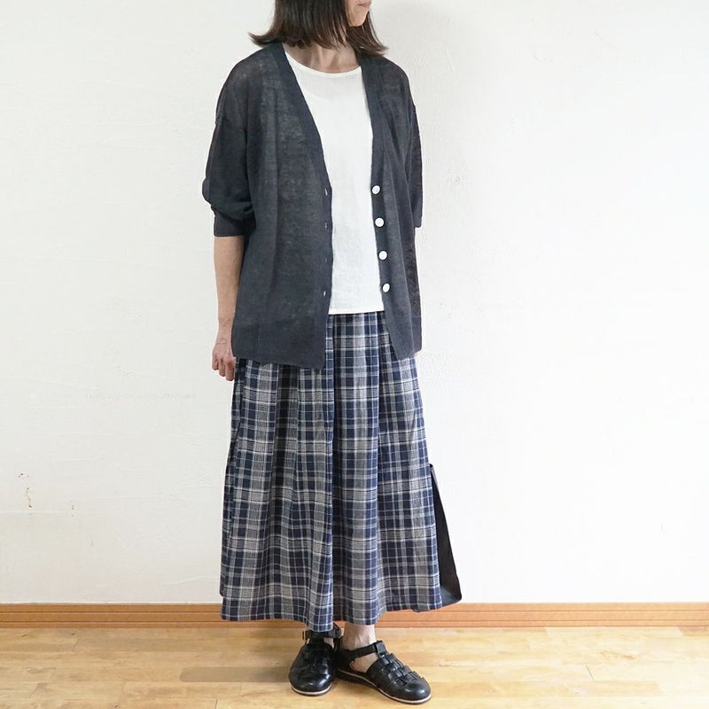 Branch m‘.,ブランチエム,ナチュラル,30代,40代,50代,60代,ゆったり,リネン,knit,ニット,リネンニット,カーディガン,ニットカーディガン,Vネック,Vネックカーディガン