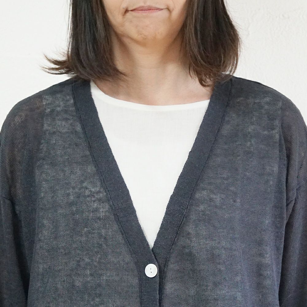 Branch m‘.,ブランチエム,ナチュラル,30代,40代,50代,60代,ゆったり,リネン,knit,ニット,リネンニット,カーディガン,ニットカーディガン,Vネック,Vネックカーディガン