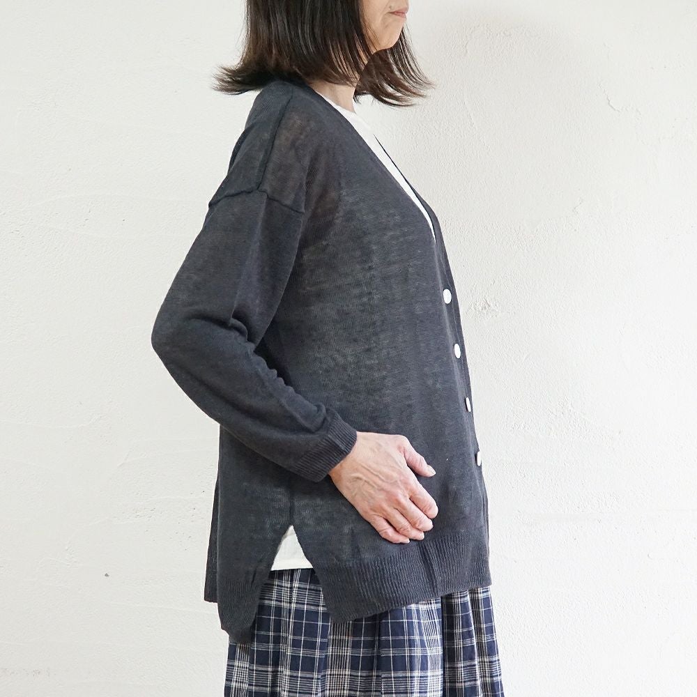 Branch m‘.,ブランチエム,ナチュラル,30代,40代,50代,60代,ゆったり,リネン,knit,ニット,リネンニット,カーディガン,ニットカーディガン,Vネック,Vネックカーディガン