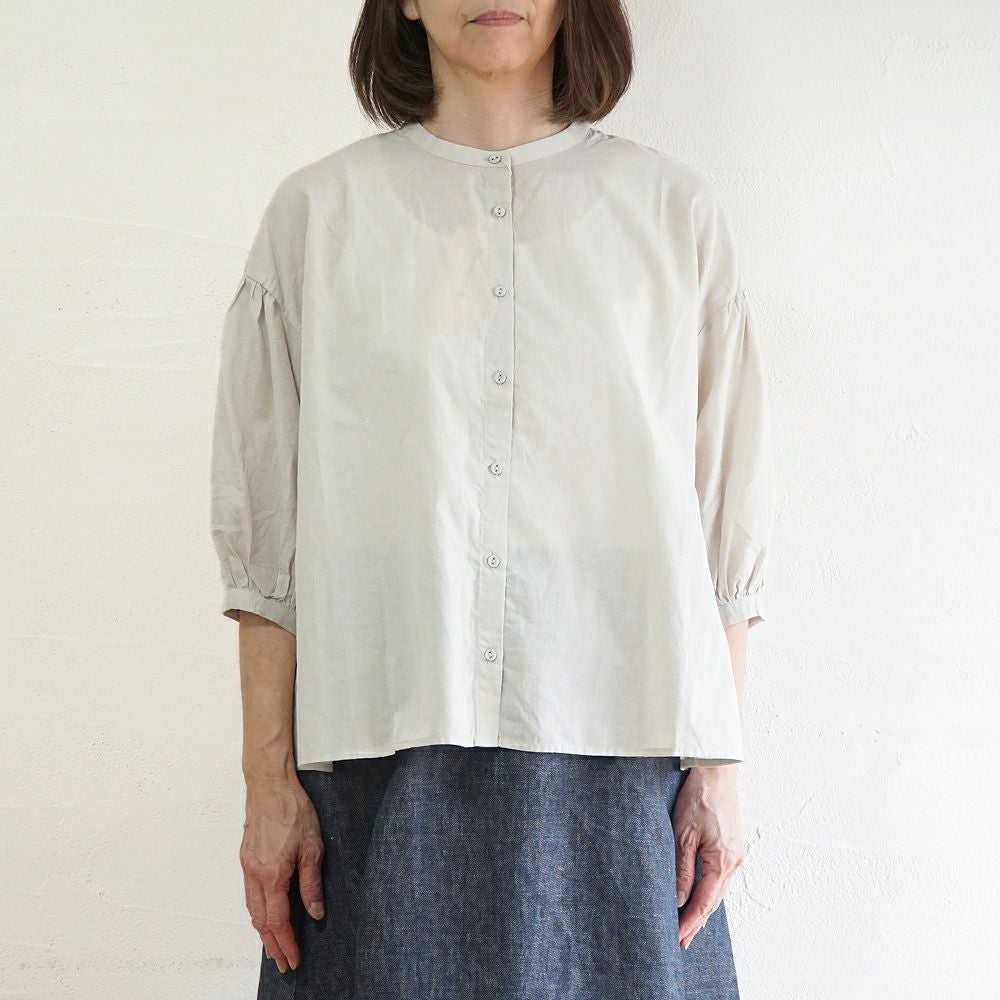 Branch m‘.,ブランチエム,ナチュラル,30代,40代,50代,60代,リネン,ゆったり,コットン,ブラウス,blouse,ギャザーブラウス,バンドカラー,バンドカラーブラウス,コットンリネン,コットンリネンブラウス,