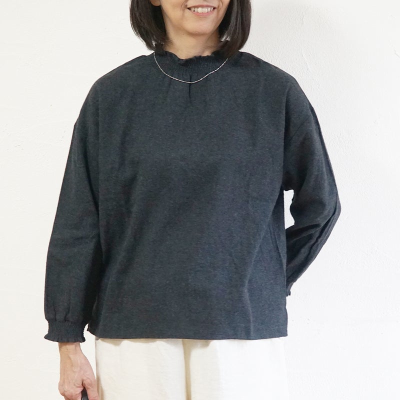 Branch m‘.,ブランチエム,ナチュラル,30代,40代,50代,60代,コットン,ゆったり,blouse,ブラウス,綿ブラウス,起毛ブラウス,フリル,フリルブラウス,シャーリング,シャーリングブラウス 