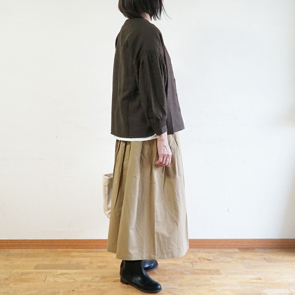 Branch m‘.,ブランチエム,ナチュラル,30代,40代,50代,60代,コットン,ゆったり,blouse,ブラウス,綿ブラウス,起毛ブラウス,シャーリング,シャーリングブラウス,バンドカラー,バンドカラーブラウス,スタンドカラー,スタンドカラーブラウス,羽織,羽織ブラウス
