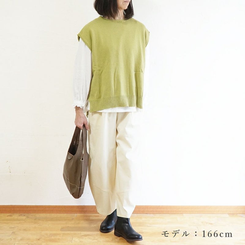 Branch m‘.,ブランチエム,ナチュラル,30代,40代,50代,60代,綿,ゆったり,コットン,ニット,ニットベスト,ベスト,ウール混,重ね着,レイヤードコーデ,レイヤード,