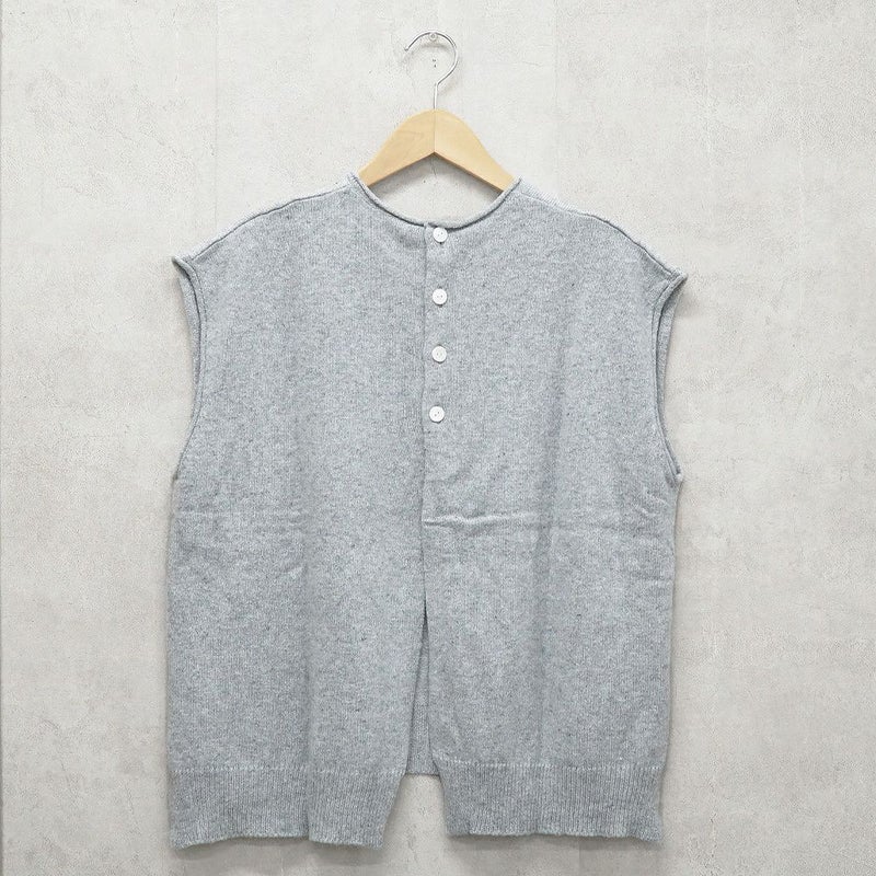 Branch m‘.,ブランチエム,ナチュラル,30代,40代,50代,60代,綿,ゆったり,コットン,ニット,ニットベスト,ベスト,ウール混,重ね着,レイヤードコーデ,レイヤード,