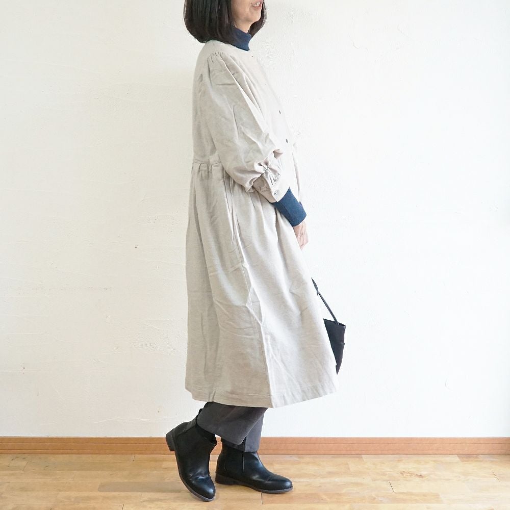 Branch m‘.,ブランチエム,ナチュラル,30代,40代,50代,60代,コットン,ゆったり,blouse,ブラウス,綿ブラウス,綿ウール,コットンウール,ワンピース,ギャザーワンピース,羽織ワンピース,ライトアウター,カーディガン,起毛ワンピース