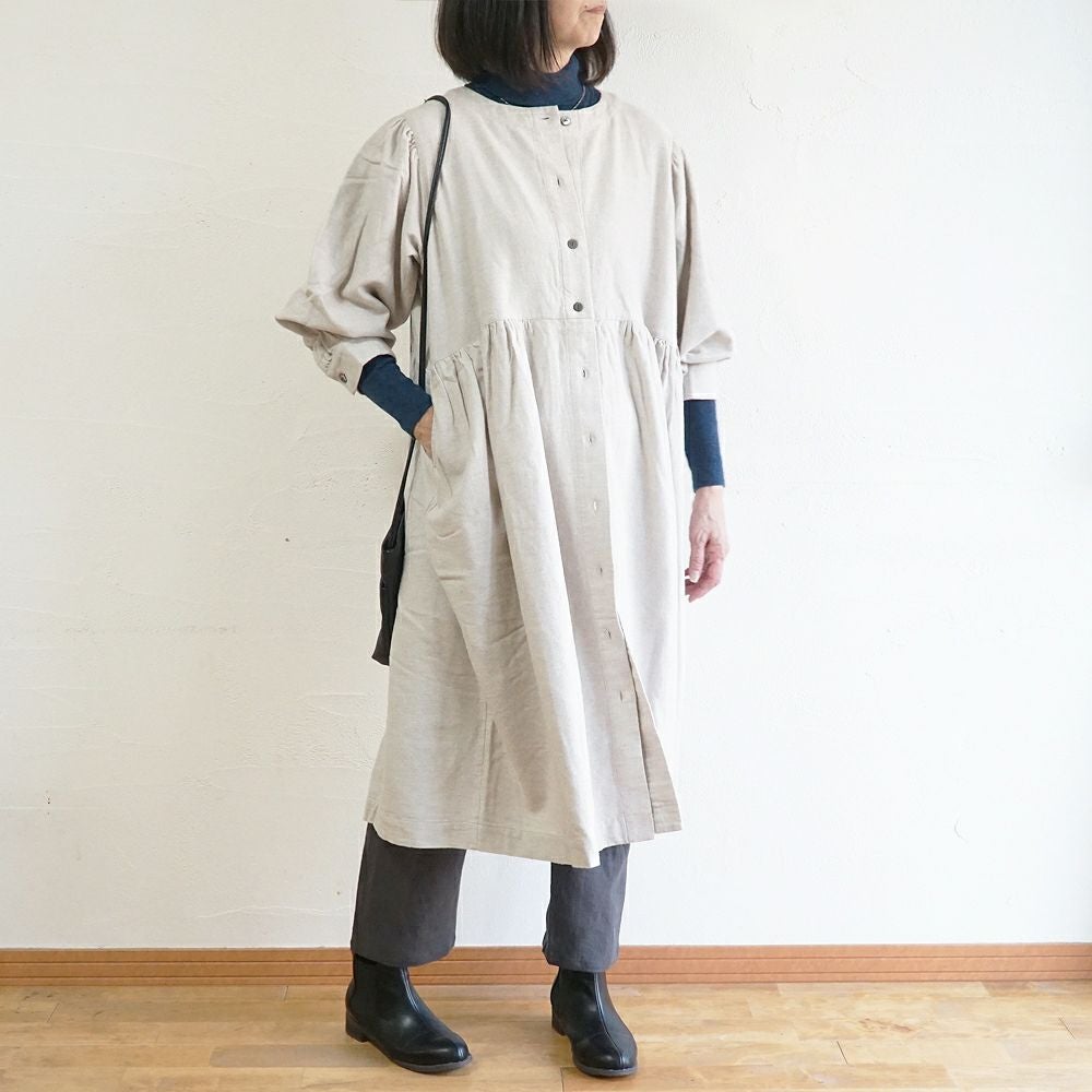 Branch m‘.,ブランチエム,ナチュラル,30代,40代,50代,60代,コットン,ゆったり,blouse,ブラウス,綿ブラウス,綿ウール,コットンウール,ワンピース,ギャザーワンピース,羽織ワンピース,ライトアウター,カーディガン,起毛ワンピース