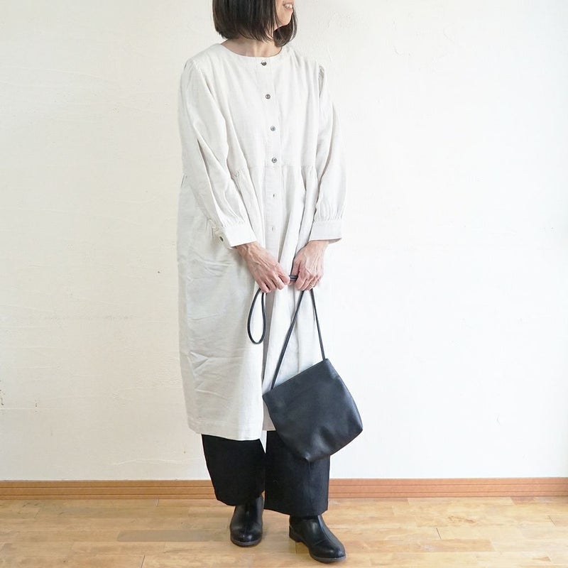 Branch m‘.,ブランチエム,ナチュラル,30代,40代,50代,60代,コットン,ゆったり,blouse,ブラウス,綿ブラウス,綿ウール,コットンウール,ワンピース,ギャザーワンピース,羽織ワンピース,ライトアウター,カーディガン,起毛ワンピース