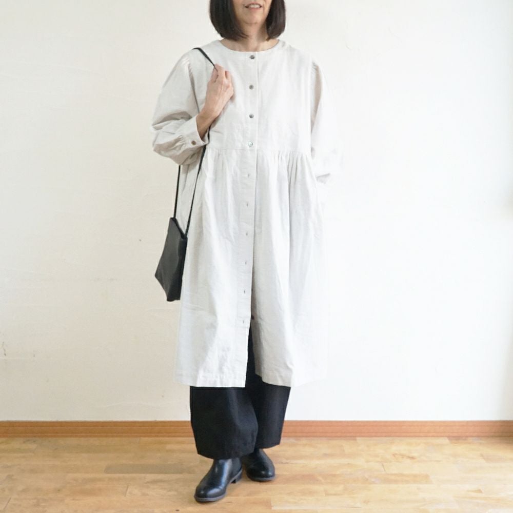 Branch m‘.,ブランチエム,ナチュラル,30代,40代,50代,60代,コットン,ゆったり,blouse,ブラウス,綿ブラウス,綿ウール,コットンウール,ワンピース,ギャザーワンピース,羽織ワンピース,ライトアウター,カーディガン,起毛ワンピース