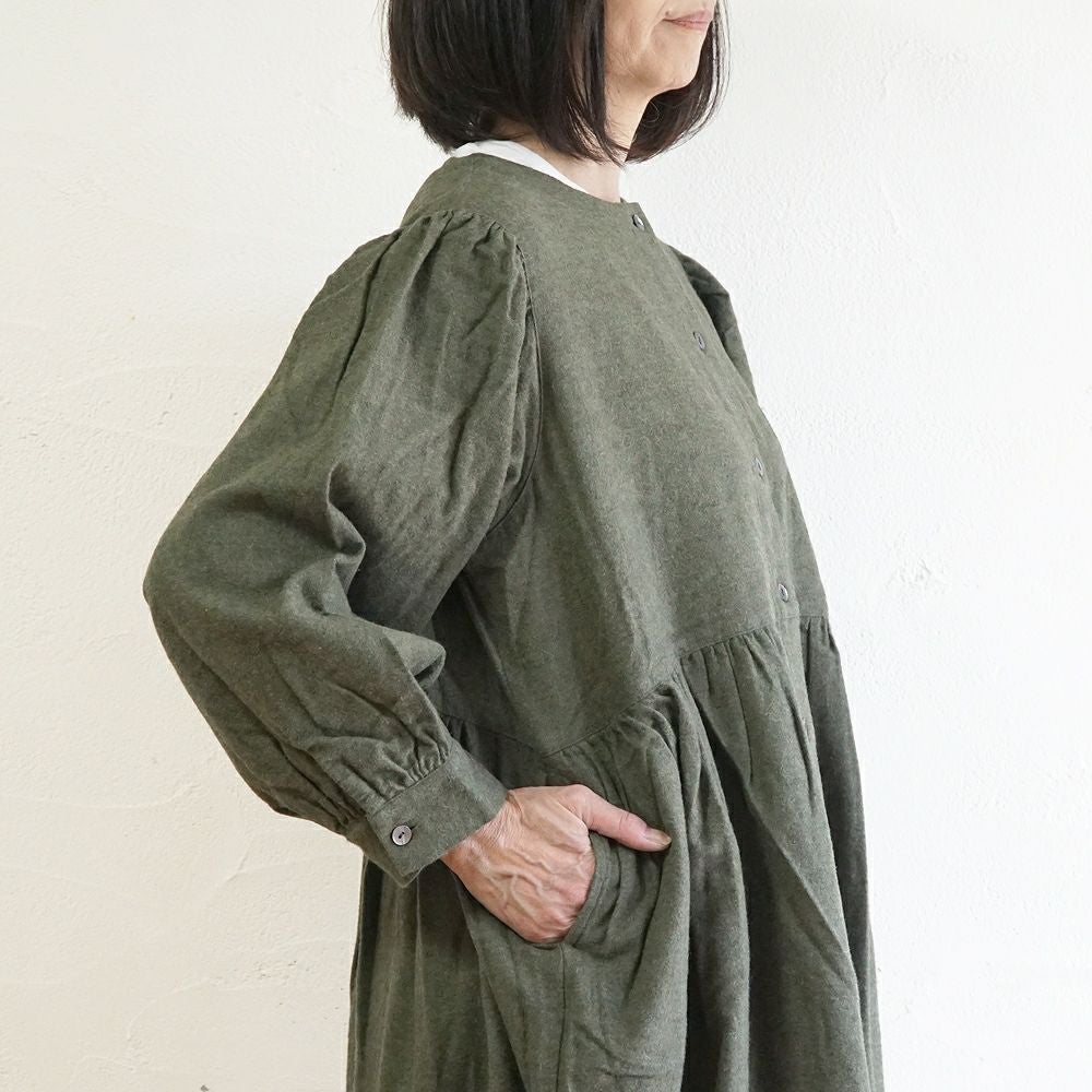 Branch m‘.,ブランチエム,ナチュラル,30代,40代,50代,60代,コットン,ゆったり,blouse,ブラウス,綿ブラウス,綿ウール,コットンウール,ワンピース,ギャザーワンピース,羽織ワンピース,ライトアウター,カーディガン,起毛ワンピース