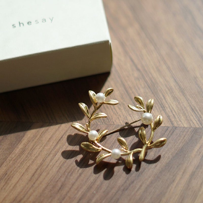 Branch m‘.,ブランチエム,ナチュラル,30代,40代,50代,60代,ブローチ,アクセサリー,パール,リース,リースブローチ,パールブローチ,オケージョンスタイル,オケージョン,セレモニー