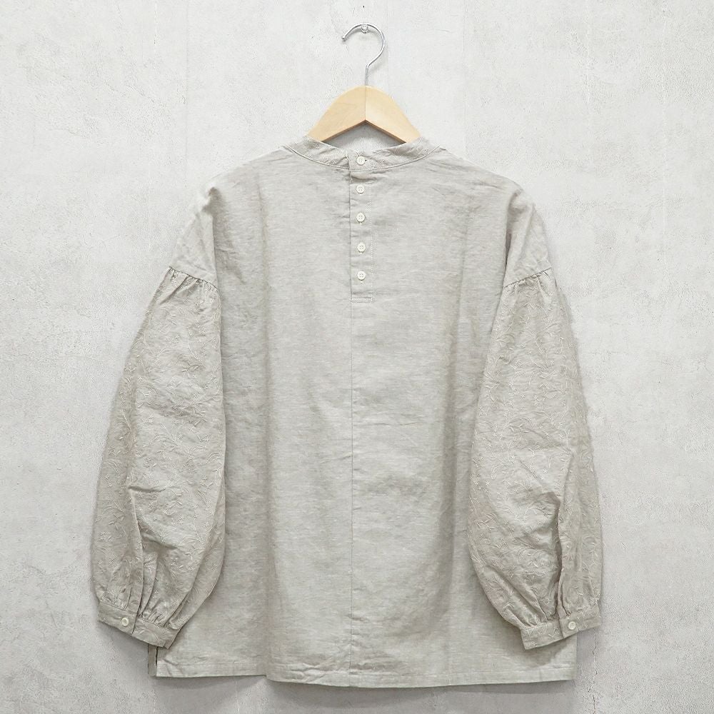 Branch m‘.,ブランチエム,ナチュラル,30代,40代,50代,60代,リネン,ゆったり,刺繍,刺繍ブラウス,blouse,ブラウス,プルオーバー,プルオーバーブラウス