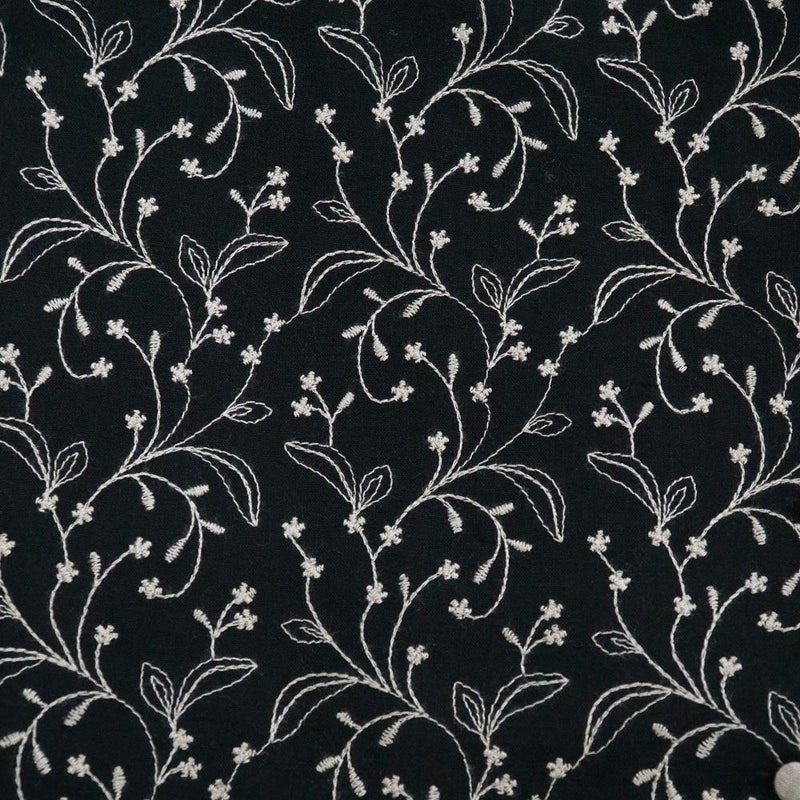 Branch m‘.,ブランチエム,ナチュラル,30代,40代,50代,60代,リネン,ゆったり,刺繍,刺繍ワンピース,ワンピース,タックワンピース,