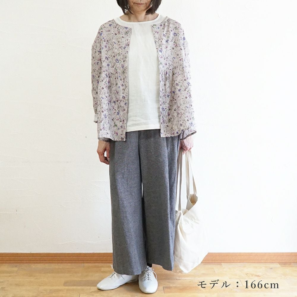 Branch m‘.,ブランチエム,ナチュラル,30代,40代,50代,60代,リネン,ゆったり, ブラウス,リネンブラウス,花柄,花柄ブラウス,2way,2wayブラウスノーカラーブラウス,ギャザーブラウ