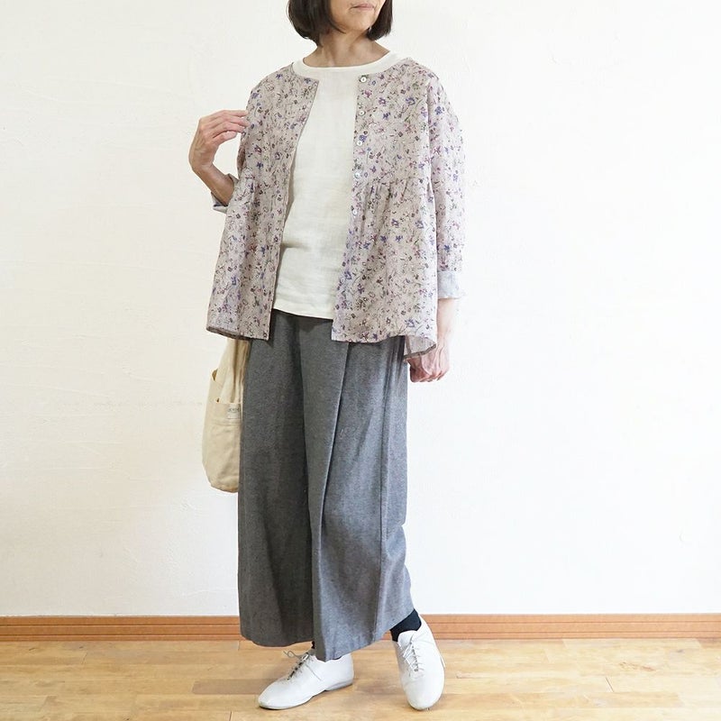 Branch m‘.,ブランチエム,ナチュラル,30代,40代,50代,60代,リネン,ゆったり, ブラウス,リネンブラウス,花柄,花柄ブラウス,2way,2wayブラウスノーカラーブラウス,ギャザーブラウ