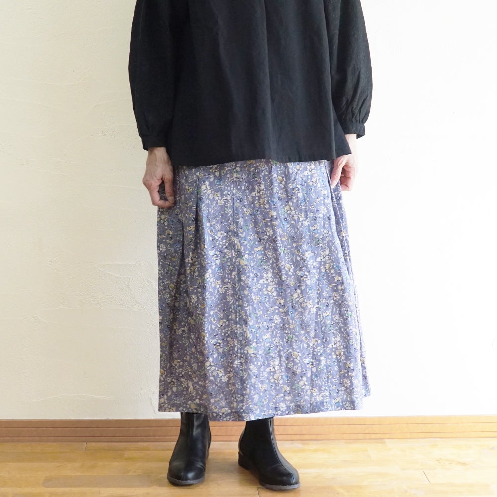 Branch m‘.,ブランチエム,ナチュラル,30代,40代,50代,60代,リネン,ゆったり,skirt,スカート,リネンスカート,タックスカート,花柄,花柄スカート,花柄プリント,