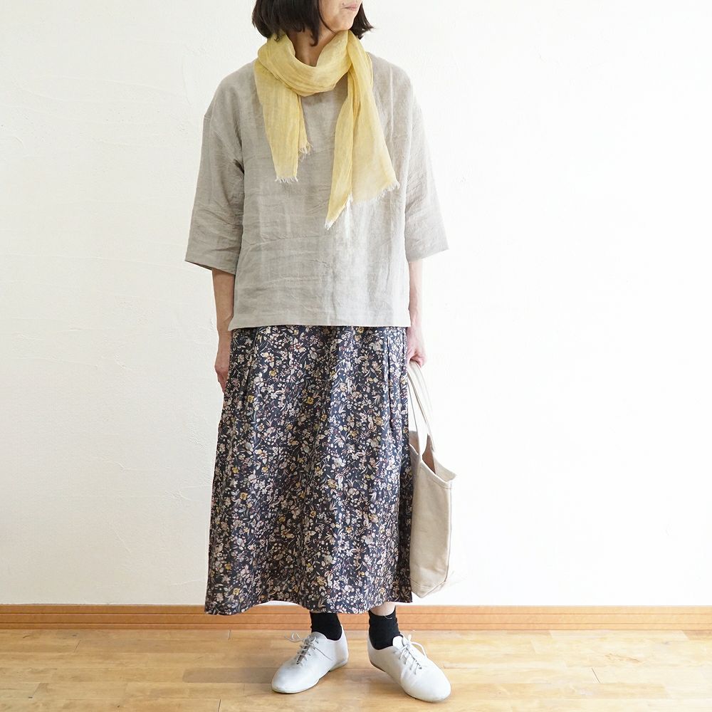 Branch m‘.,ブランチエム,ナチュラル,30代,40代,50代,60代,リネン,ゆったり,skirt,スカート,リネンスカート,タックスカート,花柄,花柄スカート,花柄プリント,
