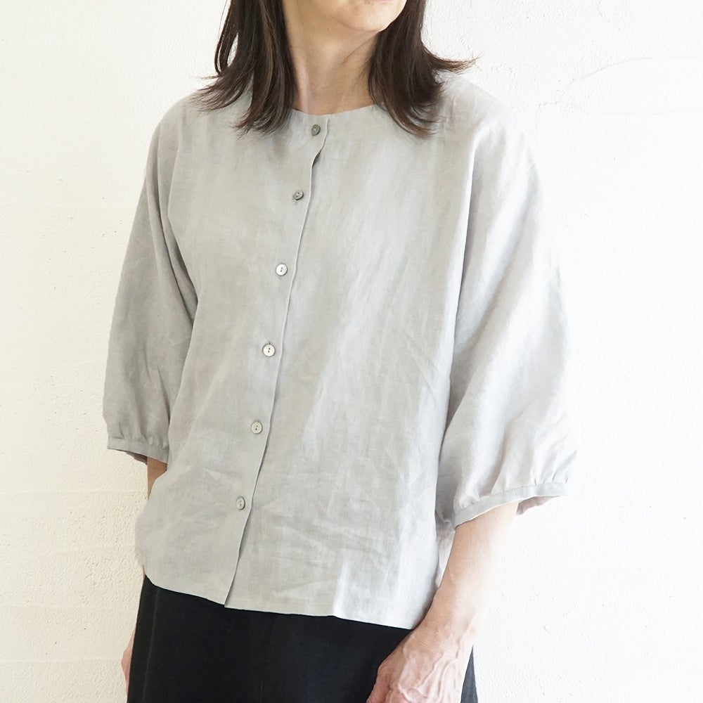 Branch m‘.,ブランチエム,ナチュラル,30代,40代,50代,60代,リネン,ゆったり,ブラウス,リネンブラウス,ドルマンブラウス,ドルマン,ドルマンシルエット,クルーネック,クルーネックブラウス,羽織, 