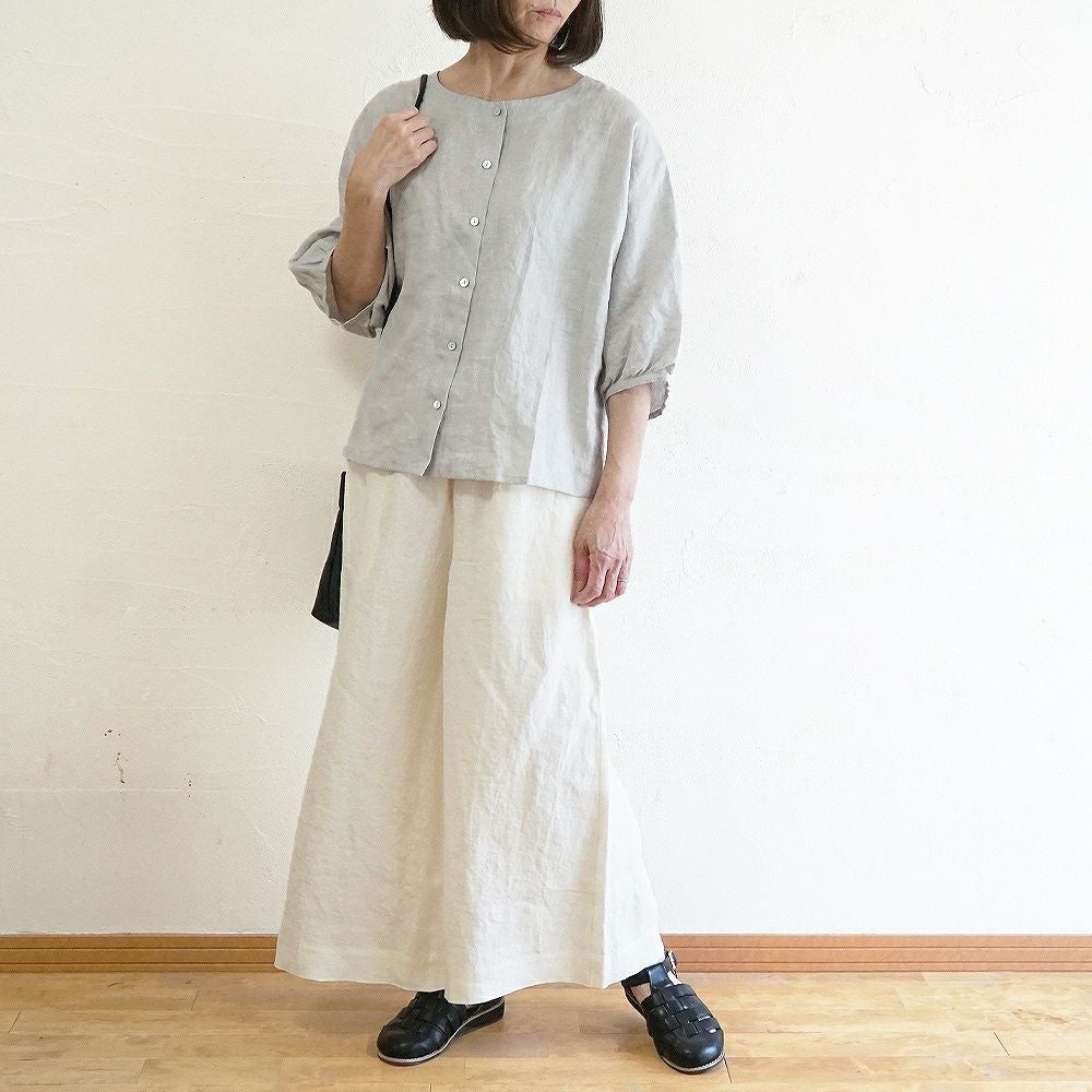Branch m‘.,ブランチエム,ナチュラル,30代,40代,50代,60代,リネン,ゆったり,ブラウス,リネンブラウス,ドルマンブラウス,ドルマン,ドルマンシルエット,クルーネック,クルーネックブラウス,羽織, 