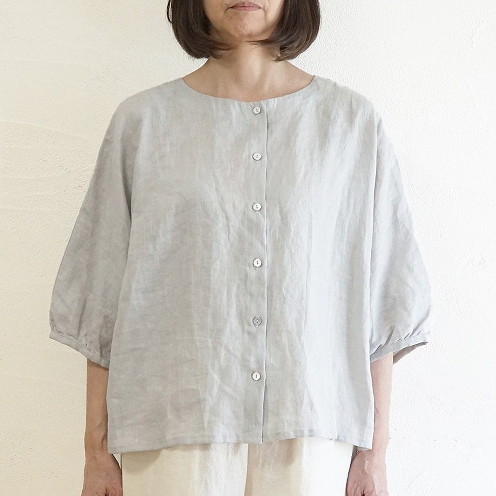 Branch m‘.,ブランチエム,ナチュラル,30代,40代,50代,60代,リネン,ゆったり,ブラウス,リネンブラウス,ドルマンブラウス,ドルマン,ドルマンシルエット,クルーネック,クルーネックブラウス,羽織, 