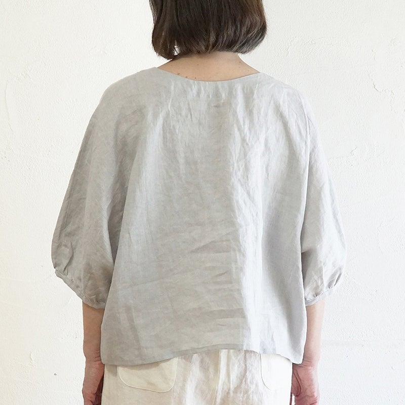 Branch m‘.,ブランチエム,ナチュラル,30代,40代,50代,60代,リネン,ゆったり,ブラウス,リネンブラウス,ドルマンブラウス,ドルマン,ドルマンシルエット,クルーネック,クルーネックブラウス,羽織, 