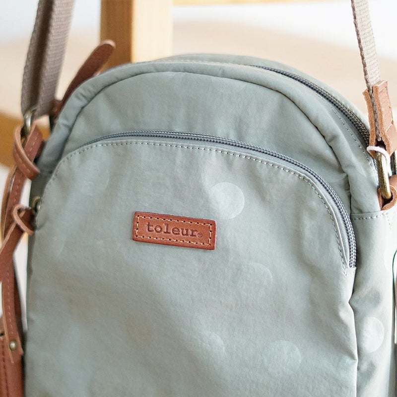 Branch m‘.,ブランチエム,ナチュラル,30代,40代,50代,60代,ゆったり,バッグ,toleur,トーラ,トートバッグ,革バッグ,カウレザーバッグ,カウレザー,ショルダーバッグ,ショルダー,ナイロンバッグ