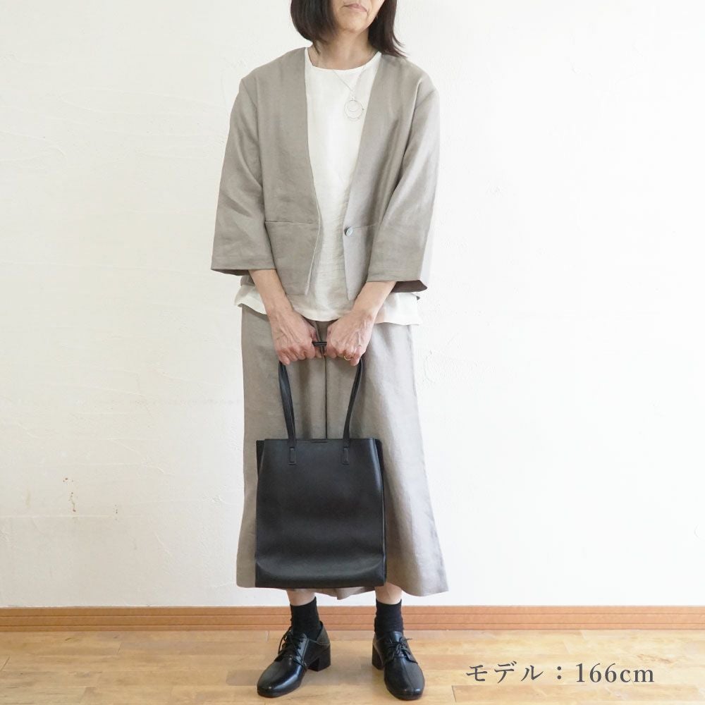 Branch m‘.,ブランチエム,ナチュラル,30代,40代,50代,60代,リネン,ゆったり,ジャケット,リネンジャケット,Vネック、Vネックジャケット,ノーカラージャケット,ショート丈,ショートジャケット,フォーマル,オケージョン,セットアップ