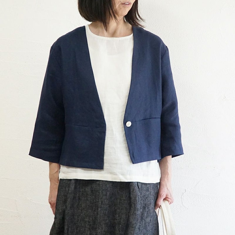 Branch m‘.,ブランチエム,ナチュラル,30代,40代,50代,60代,リネン,ゆったり,ジャケット,リネンジャケット,Vネック、Vネックジャケット,ノーカラージャケット,ショート丈,ショートジャケット,フォーマル,オケージョン,セットアップ