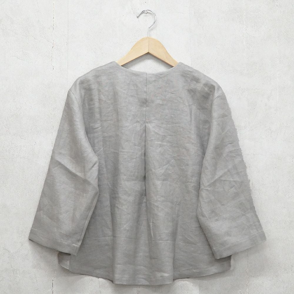 Branch m‘.,ブランチエム,ナチュラル,30代,40代,50代,60代,リネン,ゆったり,ジャケット,リネンジャケット,Vネック、Vネックジャケット,ノーカラージャケット,ショート丈,ショートジャケット,フォーマル,オケージョン,セットアップ