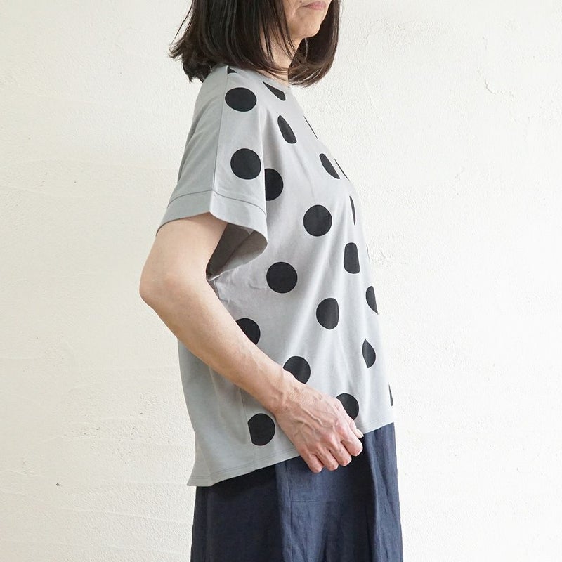 Branch m‘.,ブランチエム,ナチュラル,30代,40代,50代,60代,リネン,ゆったり,blouse,ブラウス,半袖,ドット,ドット柄,Tシャツ,カットソー,半袖Tシャツ,プルオーバー, 