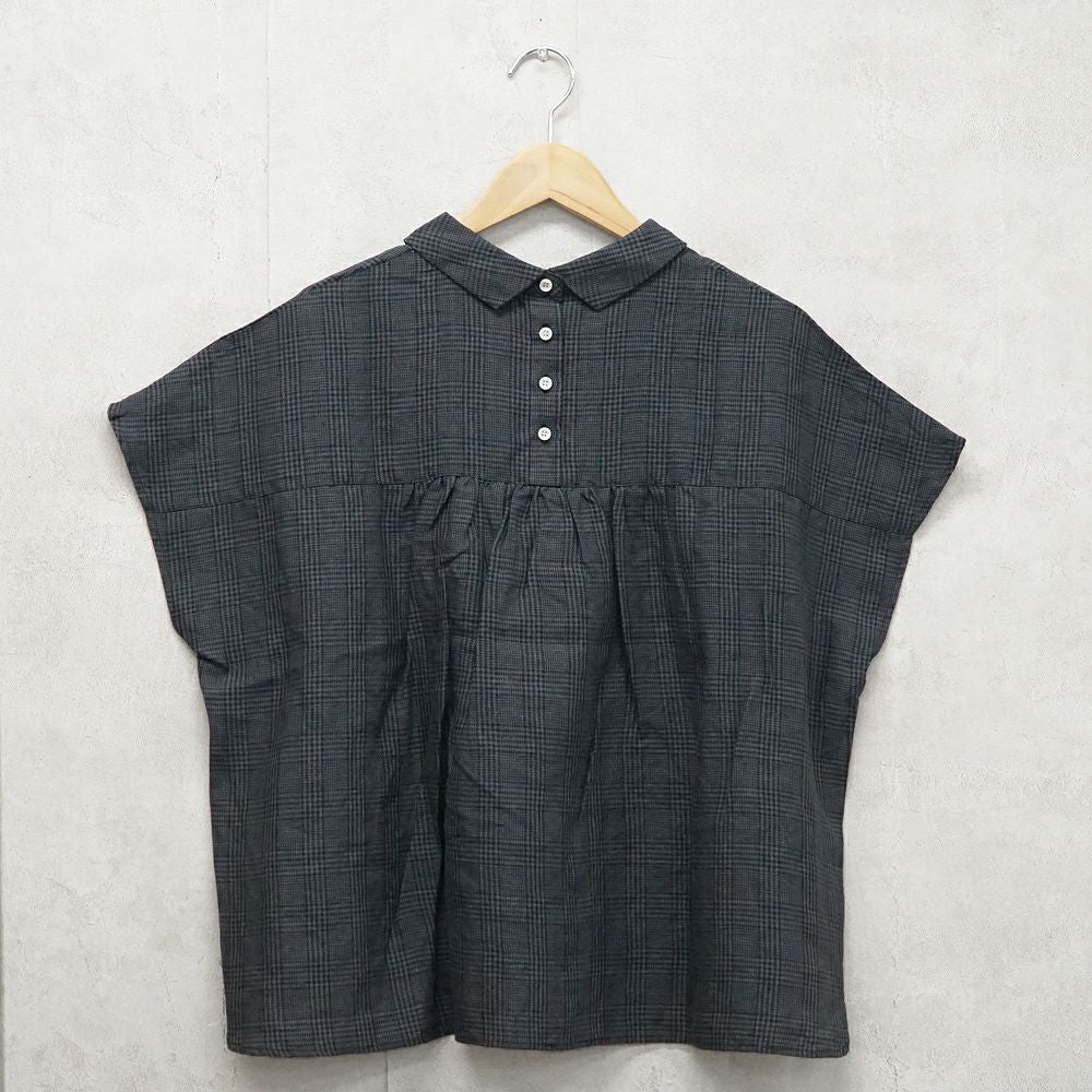Branch m‘.,ブランチエム,ナチュラル,30代,40代,50代,60代,リネン,ゆったり,blouse,ブラウス,半袖,チェック,チェック柄,チェック柄ブラウス,リネンブラウス,フレンチスリーブ,チビ衿,ストライプ