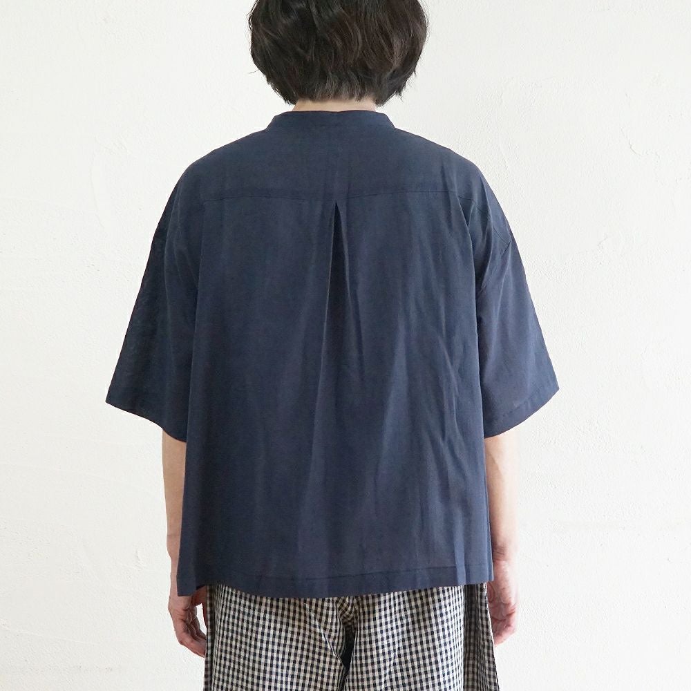 Branch m‘.,ブランチエム,ナチュラル,30代,40代,50代,60代,コットン,綿,ゆったり,ブラウス,コットンブラウス,バンドカラーブラウス,スタンドカラーブラウス,コットンシャツ,シャツ,５分袖,コットンボイルガーゼ,