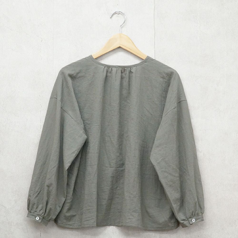 Branch m‘.,ブランチエム,ナチュラル,30代,40代,50代,60代,コットン,綿,ゆったり,ブラウス,コットンブラウス,綿ローン,東炊き,シアーブラウス,シアーシャツ,ノーカラーブラウス