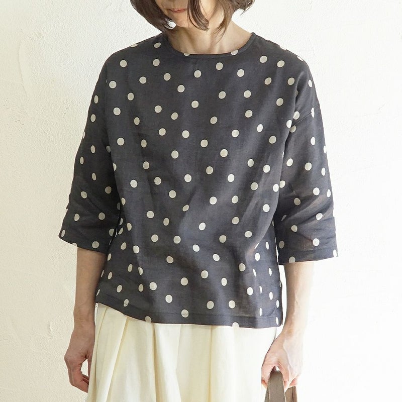 Branch m‘.,ブランチエム,ナチュラル,30代,40代,50代,60代,リネン,ゆったり,ブラウス,リネンブラウス,プルオーバーブラウス,プルオーバー,水玉,水玉ブラウス,ドット柄,ドット柄ブラウス 