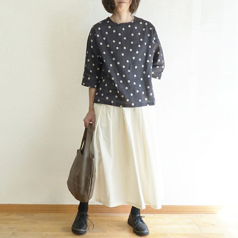 Branch m‘.,ブランチエム,ナチュラル,30代,40代,50代,60代,リネン,ゆったり,ブラウス,リネンブラウス,プルオーバーブラウス,プルオーバー,水玉,水玉ブラウス,ドット柄,ドット柄ブラウス 