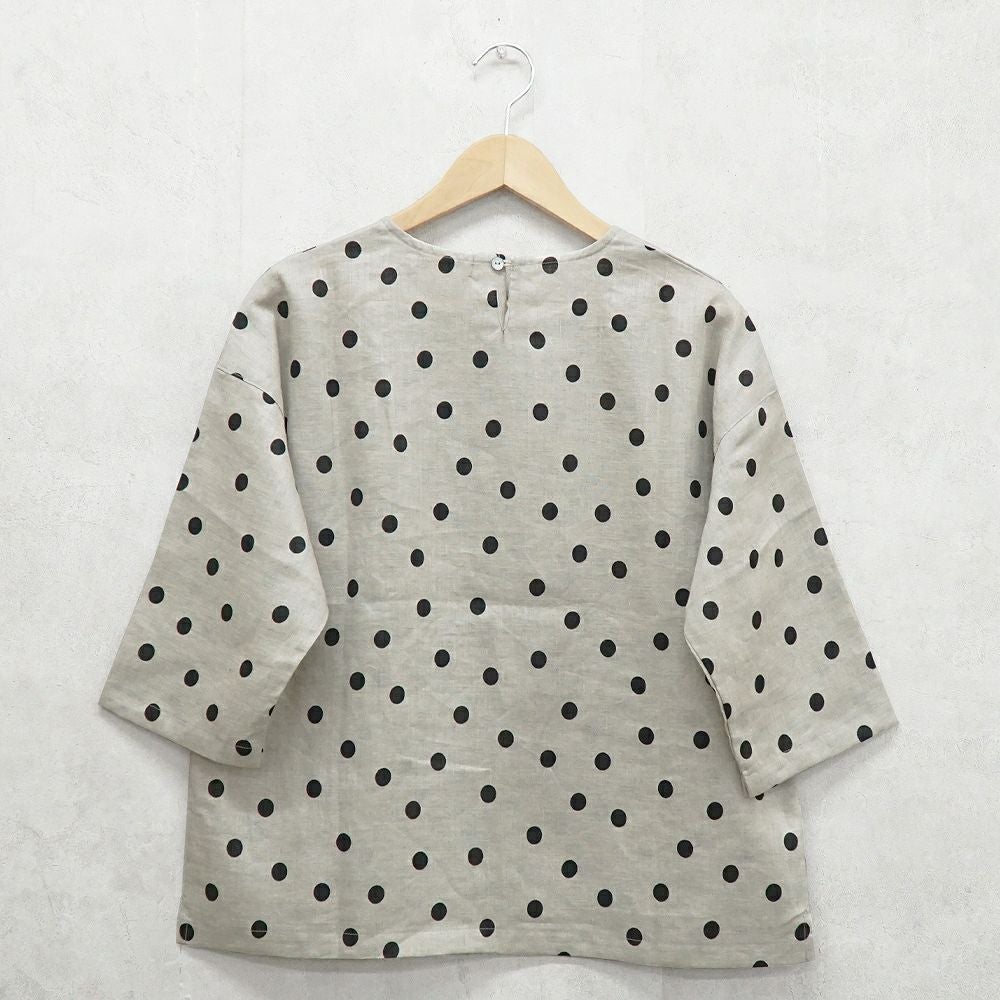 Branch m‘.,ブランチエム,ナチュラル,30代,40代,50代,60代,リネン,ゆったり,ブラウス,リネンブラウス,プルオーバーブラウス,プルオーバー,水玉,水玉ブラウス,ドット柄,ドット柄ブラウス 