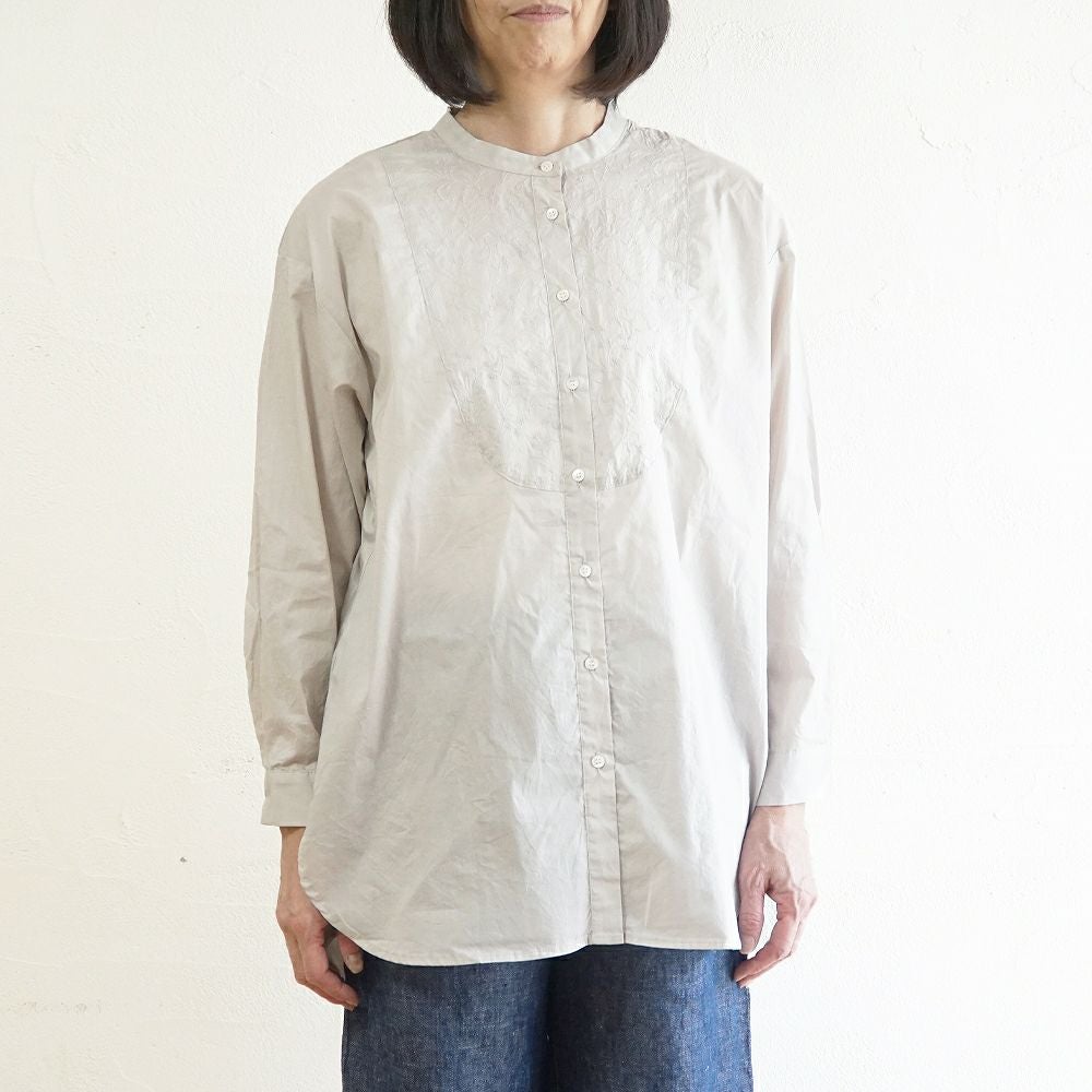 Branch m‘.,ブランチエム,ナチュラル,30代,40代,50代,60代,コットン,綿,ゆったり,blouse,ブラウス,シャツ,シャツブラウス,刺繍,刺繍ブラウス,刺繍シャツ,チュニック