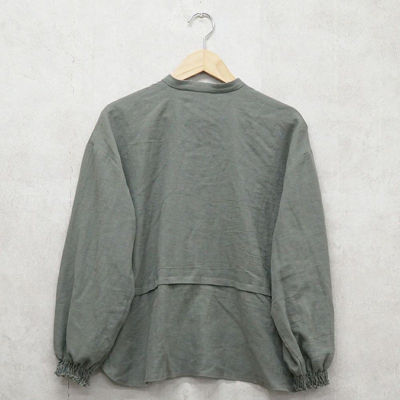 Branch m‘.,ブランチエム,ナチュラル,30代,40代,50代,60代,リネン,コットンリネン,綿麻,ゆったり,ブラウス,長袖,バンドカラー,シャツ,バンドカラーシャツ,バンドカラーブラウス,切替,切替ブラウス