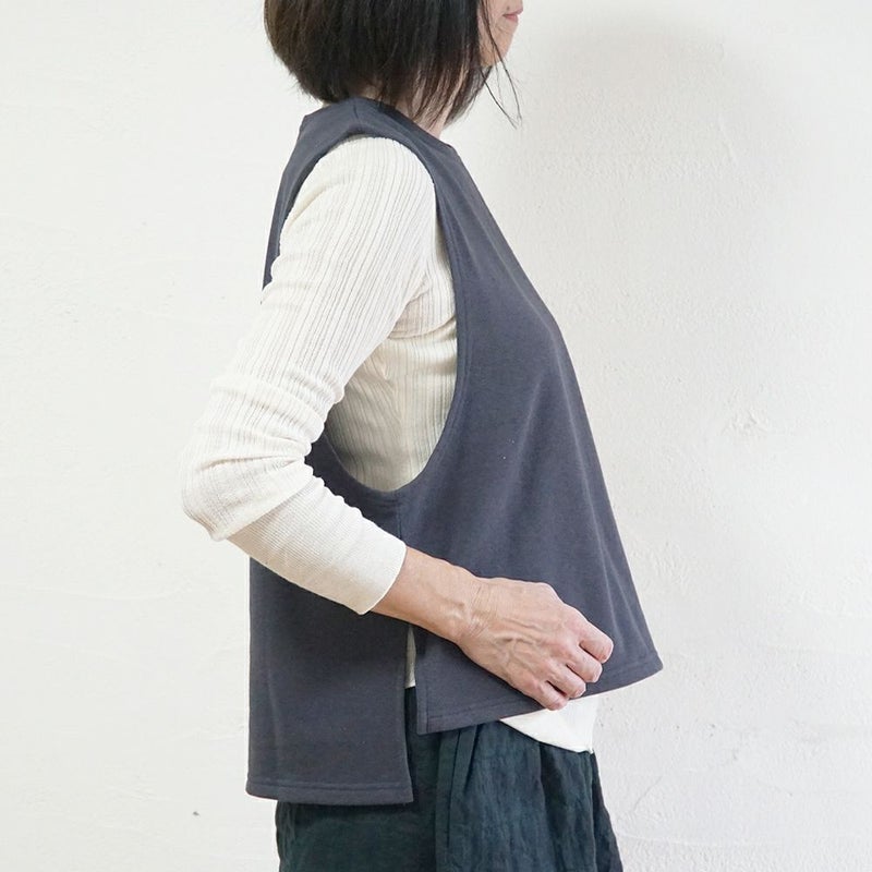 Branch m‘.,ブランチエム,ナチュラル,30代,40代,50代,60代,コットン,ゆったり,綿,裏毛,裏毛ベスト,ベスト,レイヤード,重ね着,体温調節,